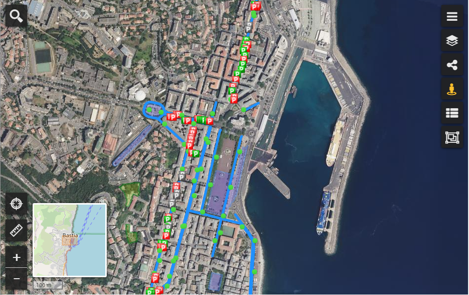 Capture d'écran de notre logiciel Netagis Maps montrant les places des parking disponibles en temps réel dans la ville de Bastia